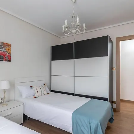 Ferienwohnung Amplio Y Luminoso En Leioa Exterior foto